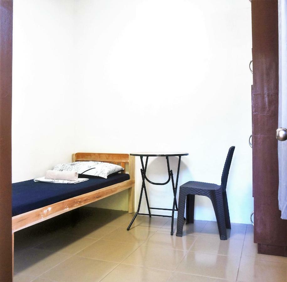 Hotel Ese House Dumaguete City Exterior foto